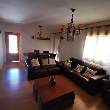 Oasis De Paz En El Campo De Gibraltar * 洛斯巴里奥斯